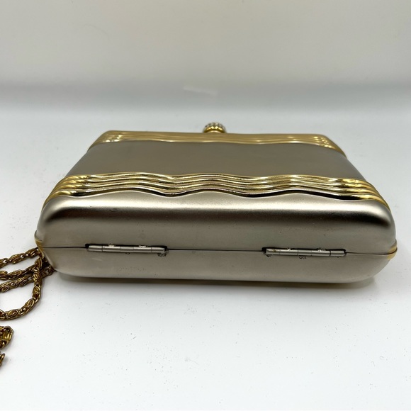 Vintage Sasha Hard Clutch Gold Tone with Chain Strap - Picture 13 of 13